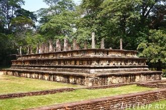 Сейчас на бывшем месте здания министров 