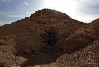 Пирамида Усеркафа первоначально была обл