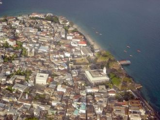 Сам остров Занзибар находится в Индийско