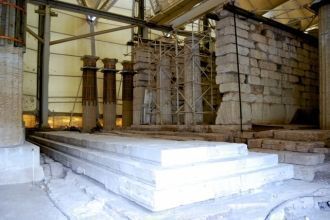 Храм Аполлона Эпикурейского в Бассах - е