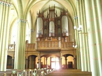 Орган, изготовленный в 1906 году компани