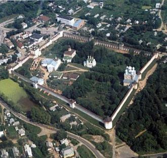 В XVIII веке Петр I и Екатерина II прове