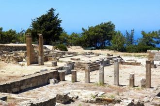 Это собрание, по существу, нужно рассмат