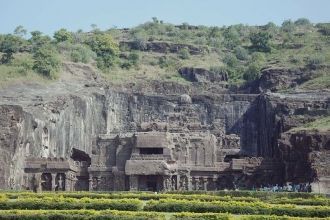 В 1983 году Пещеры Эллоры были внесены в