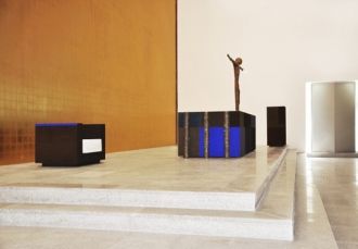 Церковь утешения своей минималистической