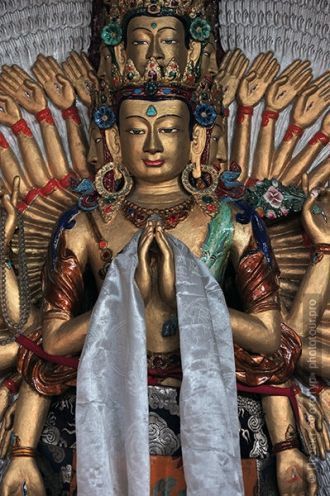 Одиннадцатиголовый Авалокитешвара.  фигу