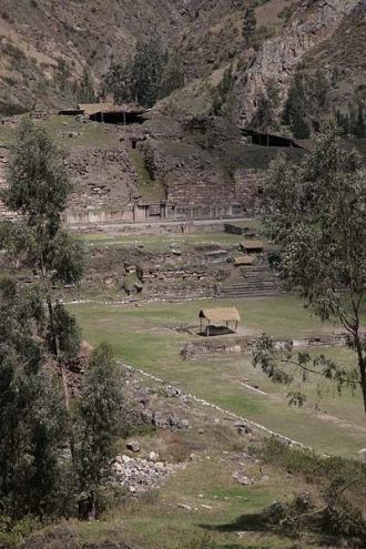 Комплекс Чавин-де-Уантар с высоты.