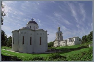 Борисоглебский собор — шестистолпный тре