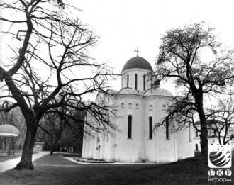 Борисоглебский собор, 1989. Раскопки вок