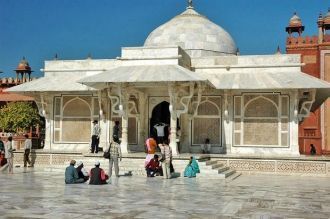 Фатехпур-Сикри. Могила шейха Салима Чишт