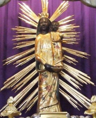 Она была построена в 1930 году на месте 