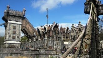 Аттракцион Летучий Голландец, выныривающ