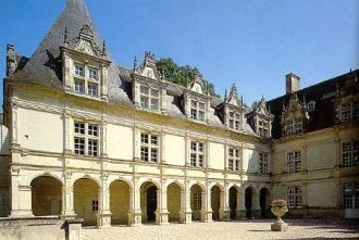 Жан ля Бретон по поручению монарха неодн