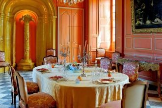 Действительно, внутренний интерьер пораж