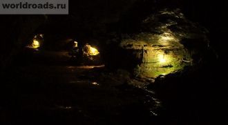 В прошлом в Ахштырскую пещеру целые эпох