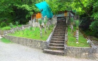 Домик хранителя пещеры