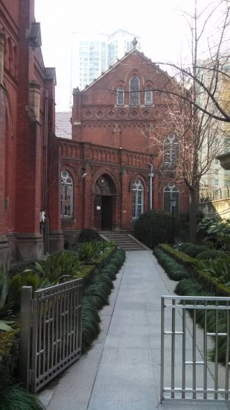 С 1946 года и по сей день собор носит ст