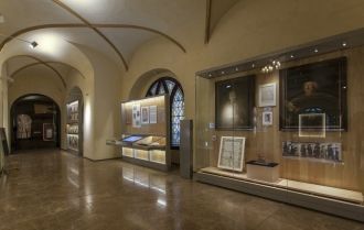 Основной неф и внутренняя отделка приобр