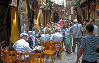 Рынок Хан-аль-Халили. Мместные кафе. Они