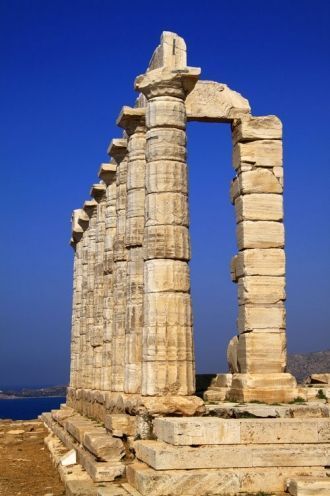 До наших дней сохранились лишь руины Хра