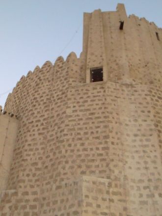 Он находится в самом центре Шарджи.