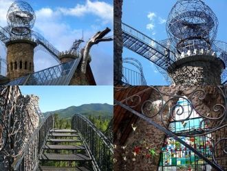 В замке множество мостов и сложных прохо