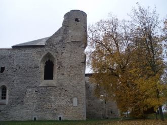 Во время Ливонской войны монастырь прекр