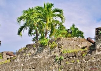 Всего форт защищало 14 орудий, большинст