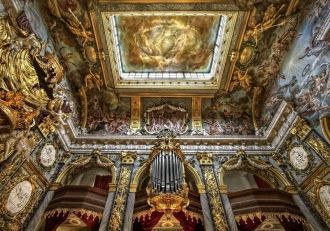 В 1950-м году искусствовед Маргаретт Кюн