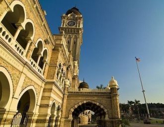 Стратегическое расположение здания в цен