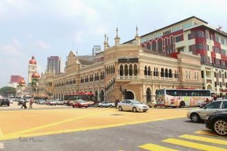 Сейчас в этом историческом здании распол