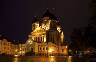 Александро-Невский собор ночью