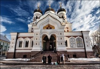 В 1990-х годах власти снова ставшей неза