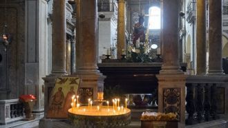 Санта-Мария-ин-Арачели. Посвященная Свят