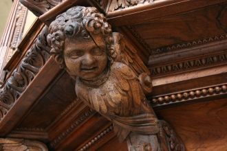 Время и жучки оставили свой след на комп