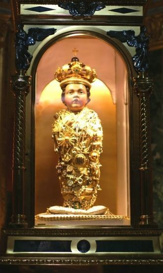 В левом нефе в отдельной часовне хранитс