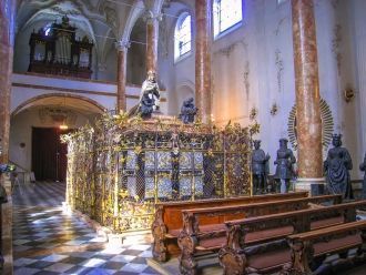 Церковь Хофкирхе в Инсбруке