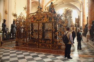 Самым выдающимся объектом внутри создан 