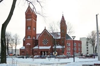 В 2006 г. в костел были торжественно пер