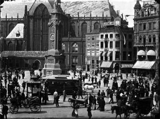 Площадь Дам, 1895