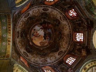 Мозаичные полотна купола — впечатляют св