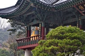 Покой и динамика, расположенные по сосед