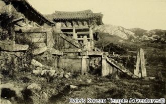 Храм известен так же тем, что в 1966 год