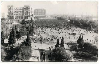 Дом правительства и площадь Ленина в кон