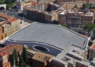 Зал аудиенций Павла VI с высоты птичьего