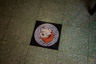 На полу террасы нет ни одной повторяющей