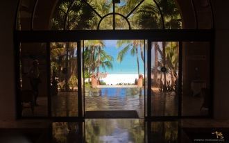 Входная дверь.