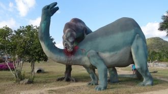 Все скульптуры выполнены в натуральную в