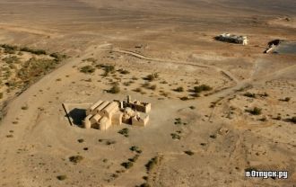 Дворцы пустыни, вид сверху.