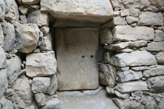 Эти замки были построены в 7 и 8 веке на